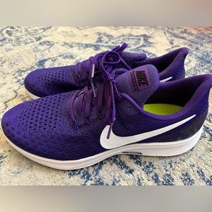 Brand new without box. Nike 200M Zoom Pegasus 35 Running shoes 10.5 men’s